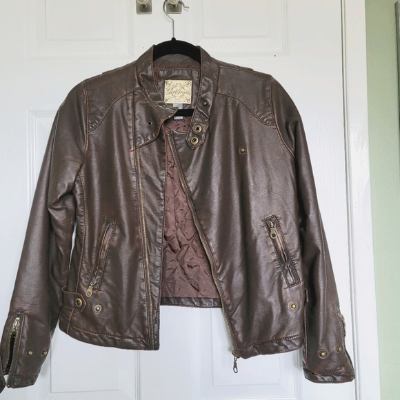 Jacket - Picture 1 of 1